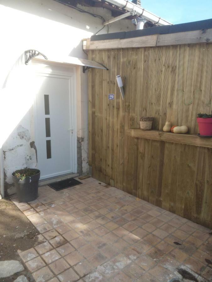 Ferienwohnung F2 Tout Confort Au Calme Batilly  Exterior foto